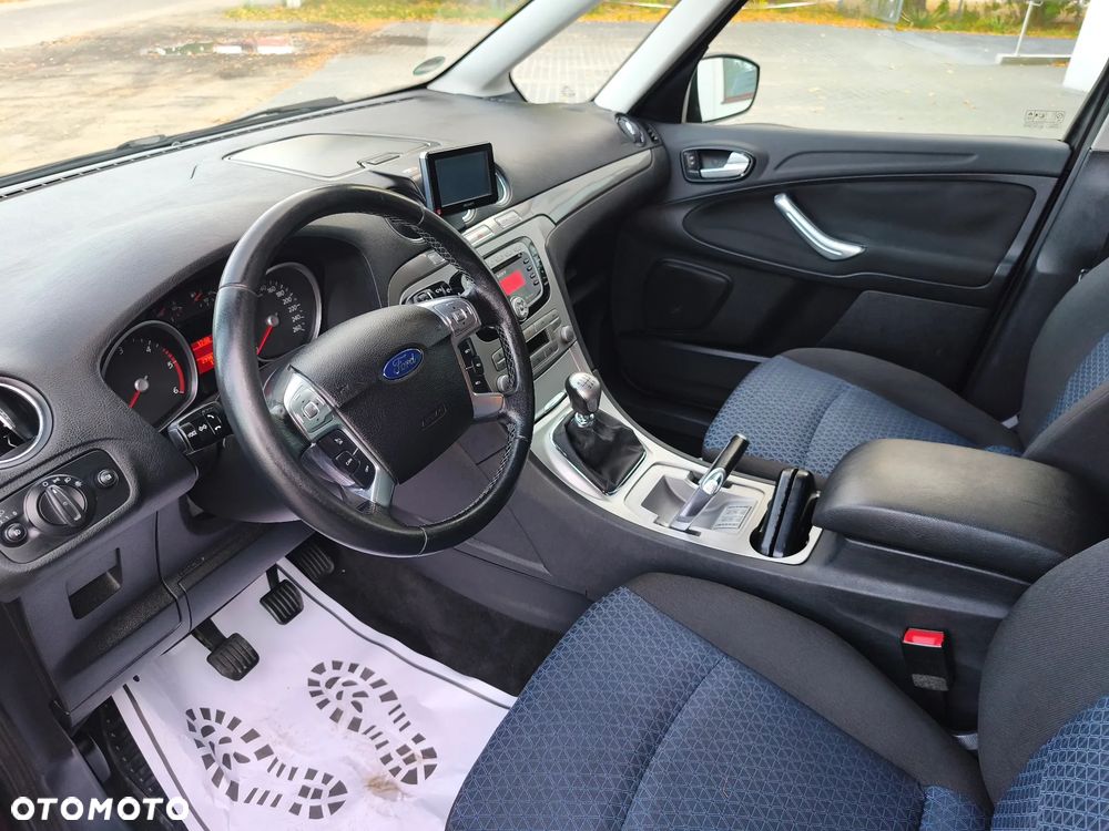 Ford Galaxy 2.0 TDCi Ambiente - 18