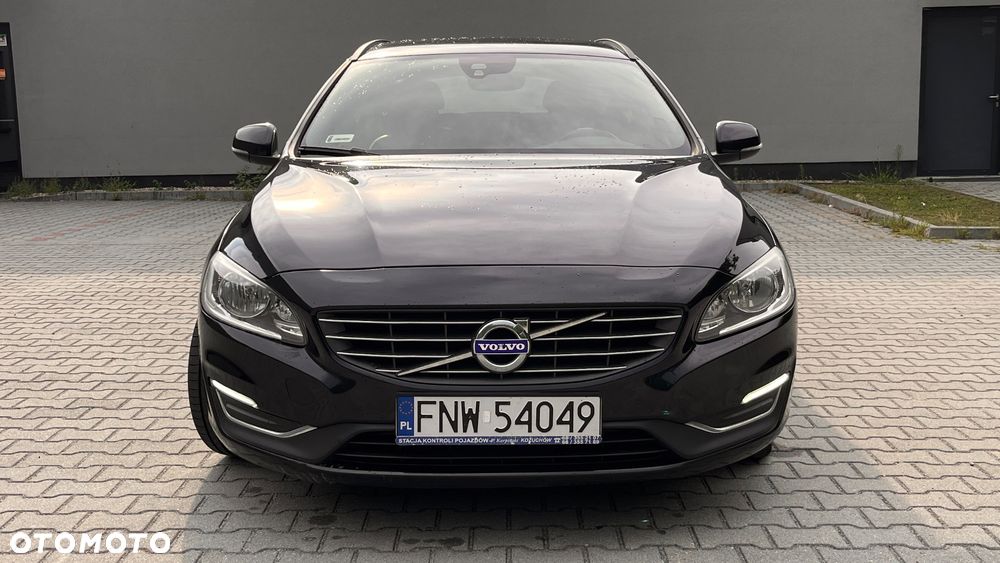 Volvo V60 D3 Momentum - 8