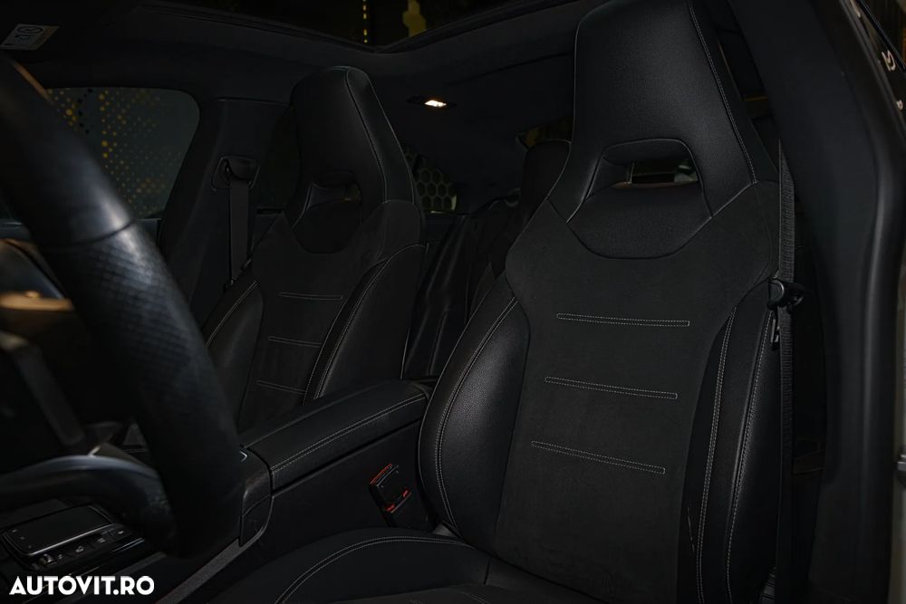 Mercedes-Benz CLA 250 Coupe - 12