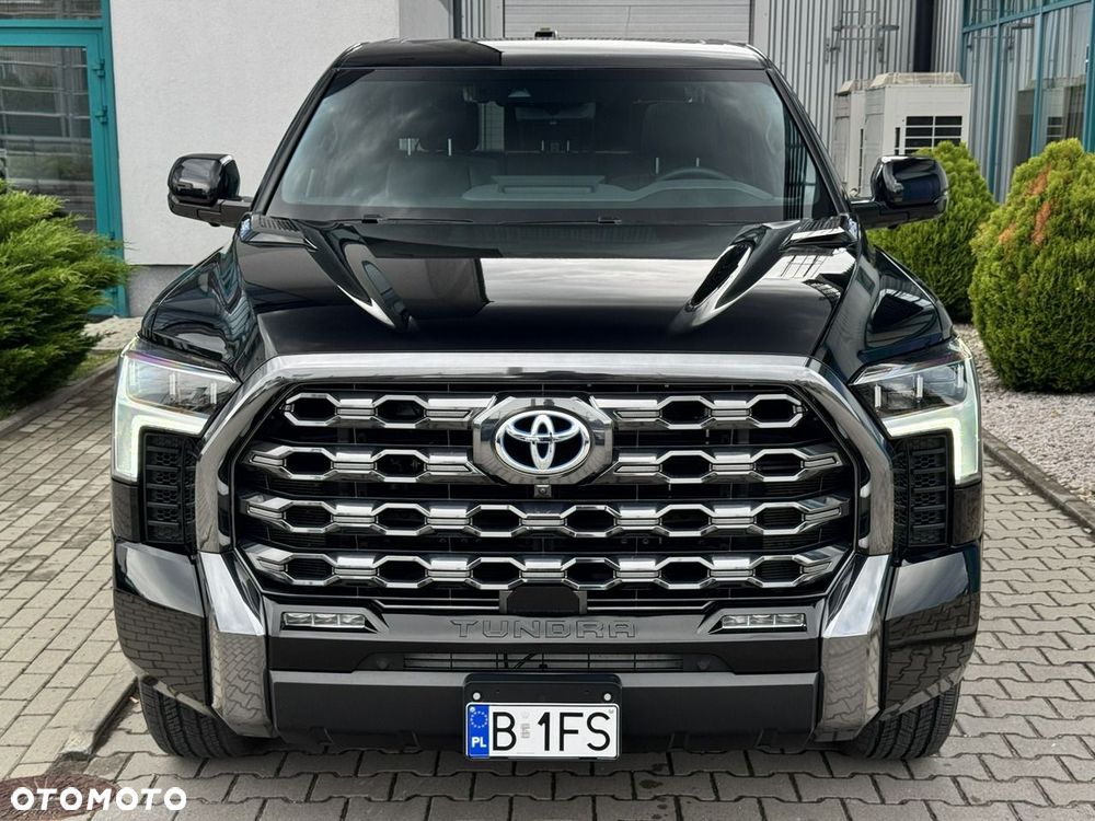 Toyota Tundra - 4