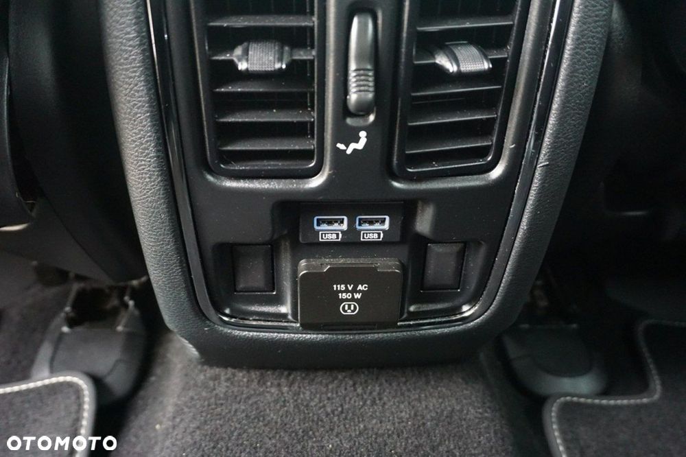 Jeep Grand Cherokee - 27