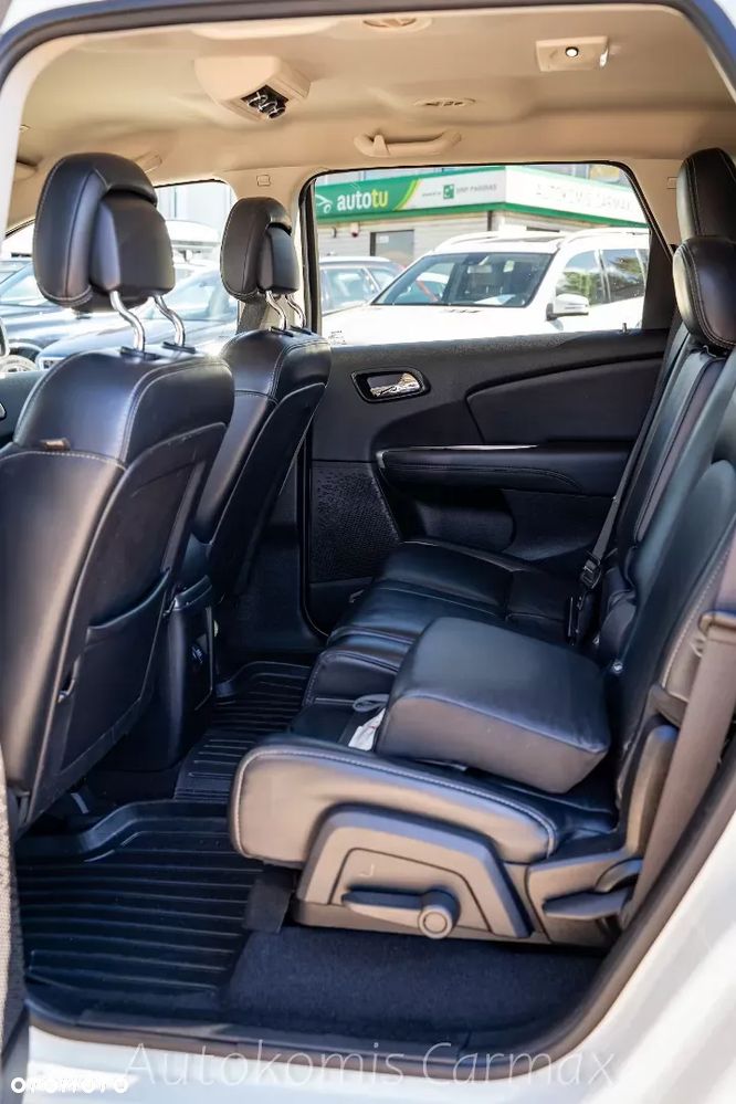 Dodge Journey - 12