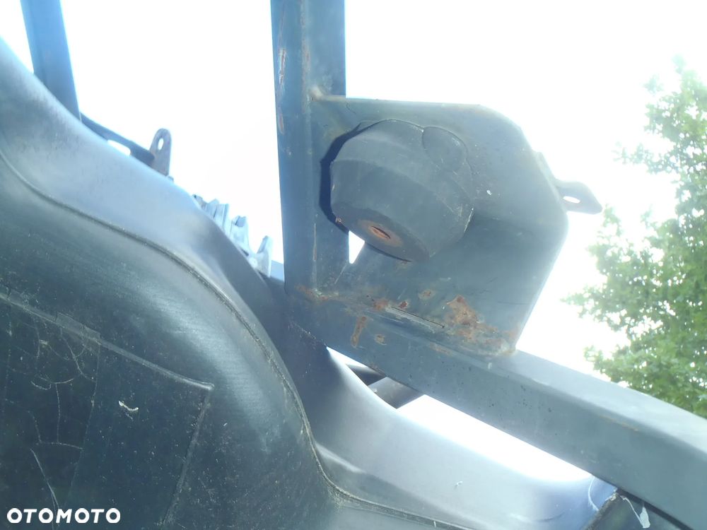 poduszka mocowanie silnika skrzyni  ligier chatenet aixam city chatenet ch26 28 30 32 baroder nova ambra  jak nowe ORYGINAŁ - 6