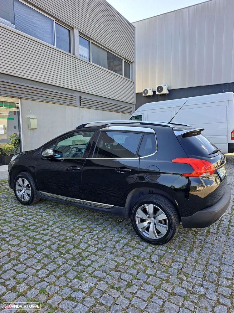 Peugeot 2008 1.6 BlueHDi Allure - 3