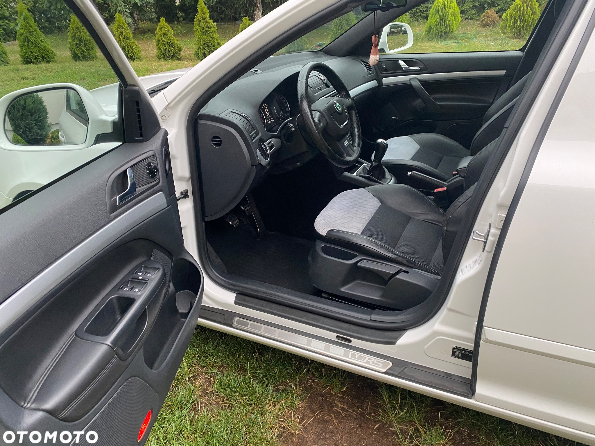 Skoda Octavia 2.0 TDI RS - 21