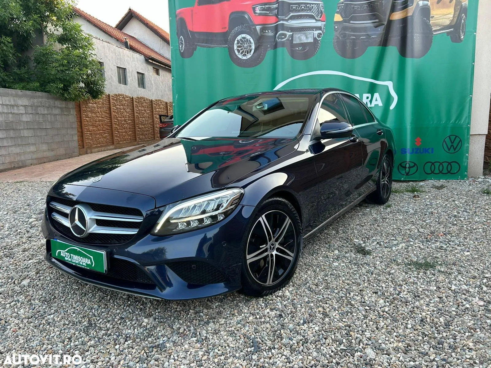 Mercedes-Benz C - 3