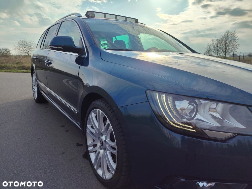 Skoda Superb 2.0 TDI Elegance - 37