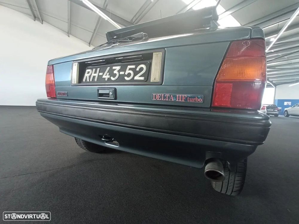 Lancia Delta 1.6 HF Turbo - 25