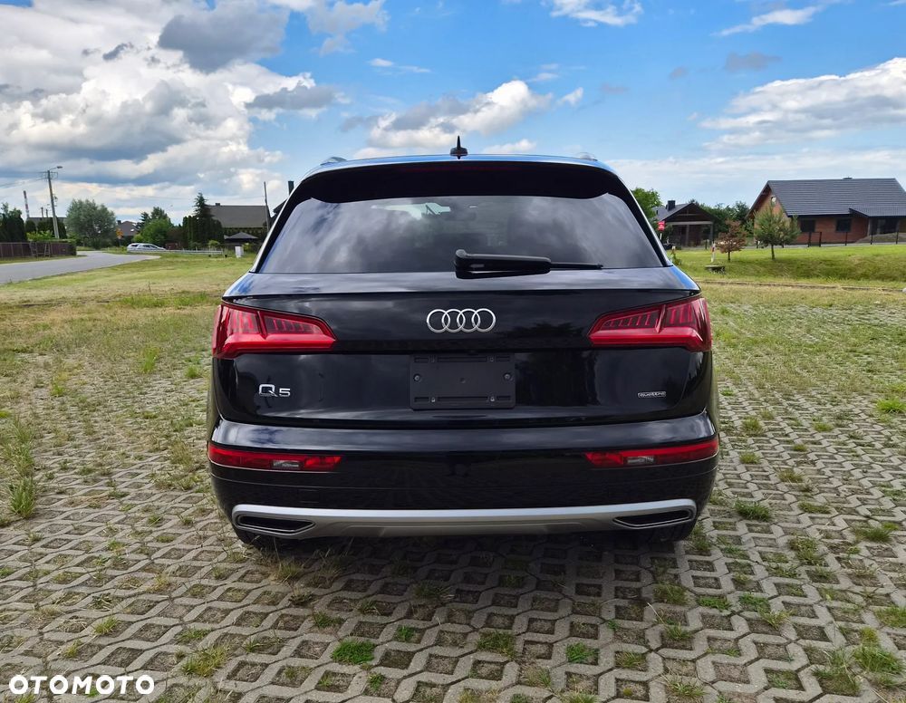 Audi Q5 45 TFSI quattro S tronic design - 4