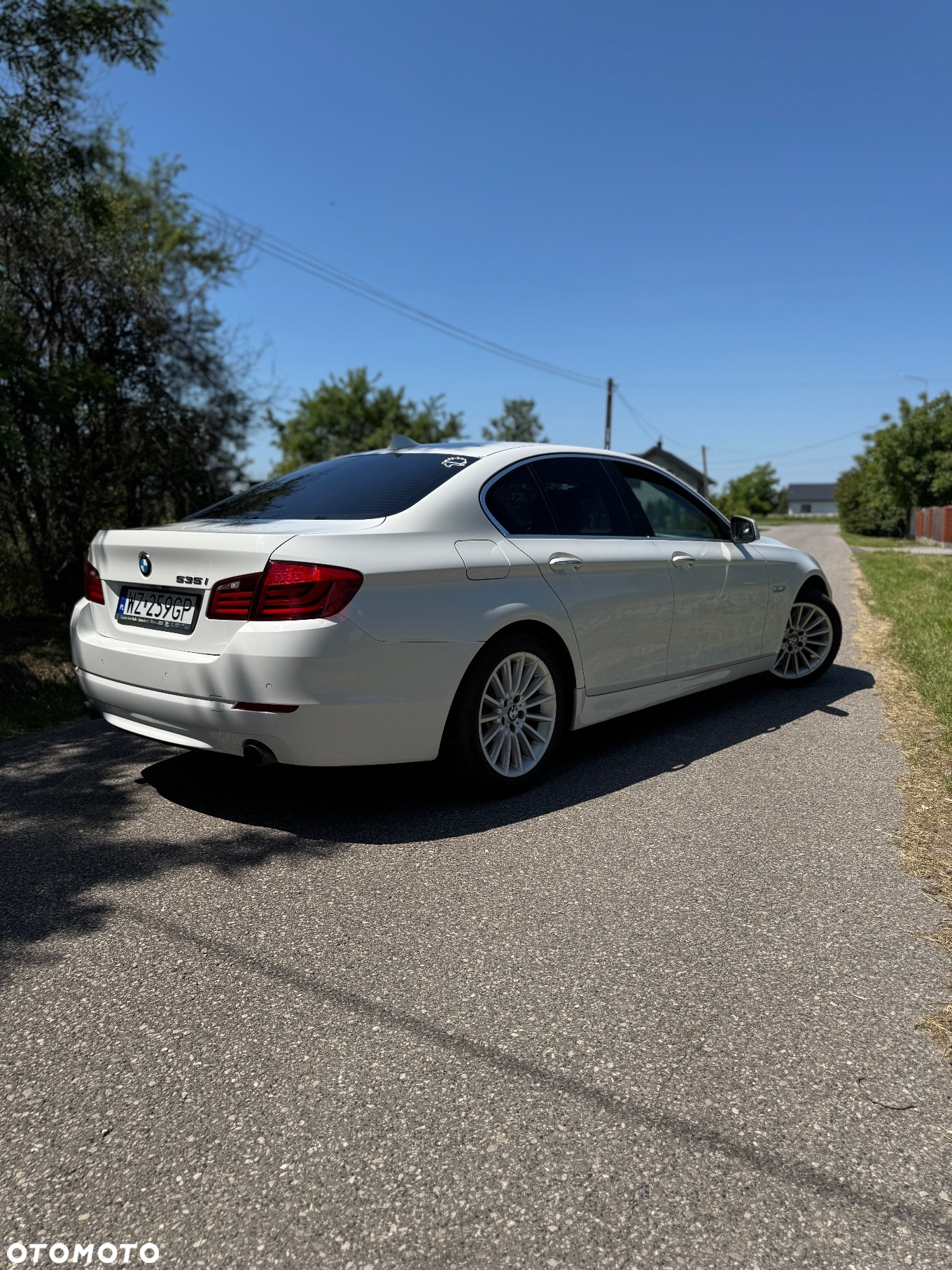 BMW Seria 5 535i Touring Luxury Line - 4