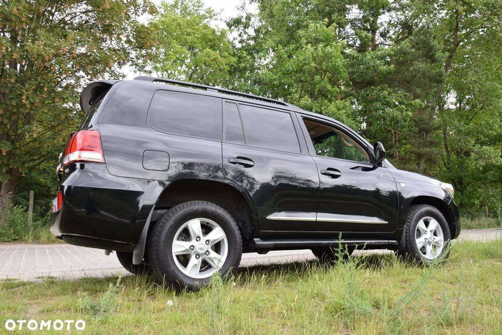 Toyota Land Cruiser LC 4.5 D-4D Sol - 39
