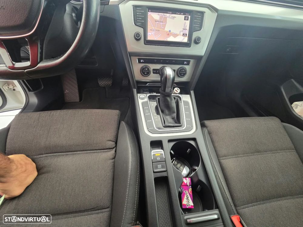 VW Passat Variant 1.6 TDI (BlueMotion ) DSG Comfortline - 13
