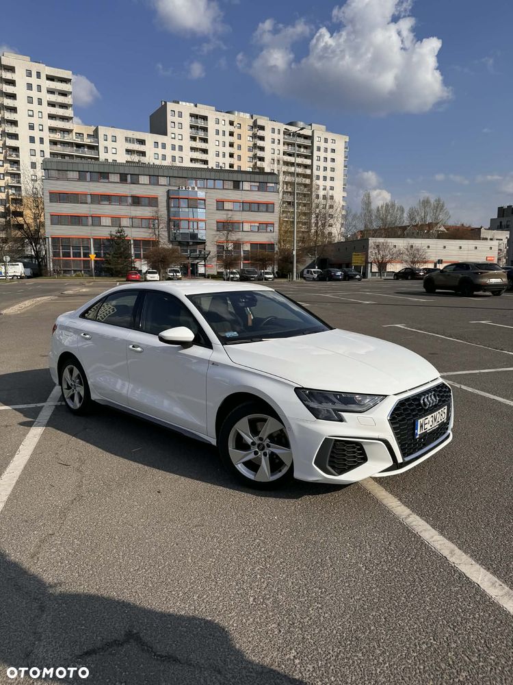 Audi A3 Limousine 35 TFSI S Line - 1