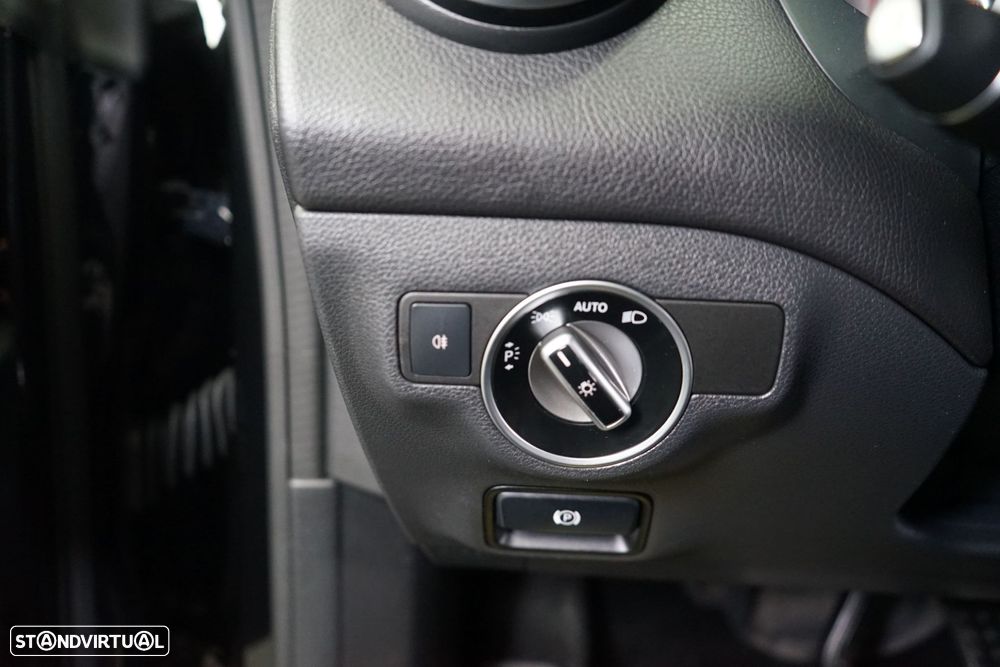 Mercedes-Benz CLA 200 AMG Line Aut. - 27