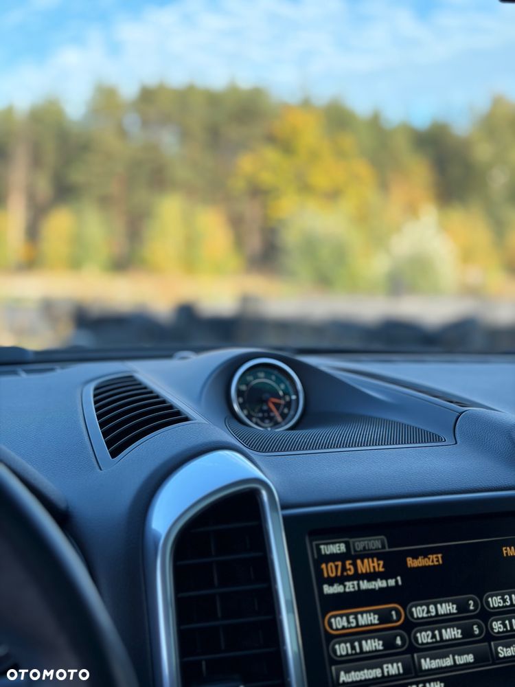 Porsche Cayenne Standard - 29