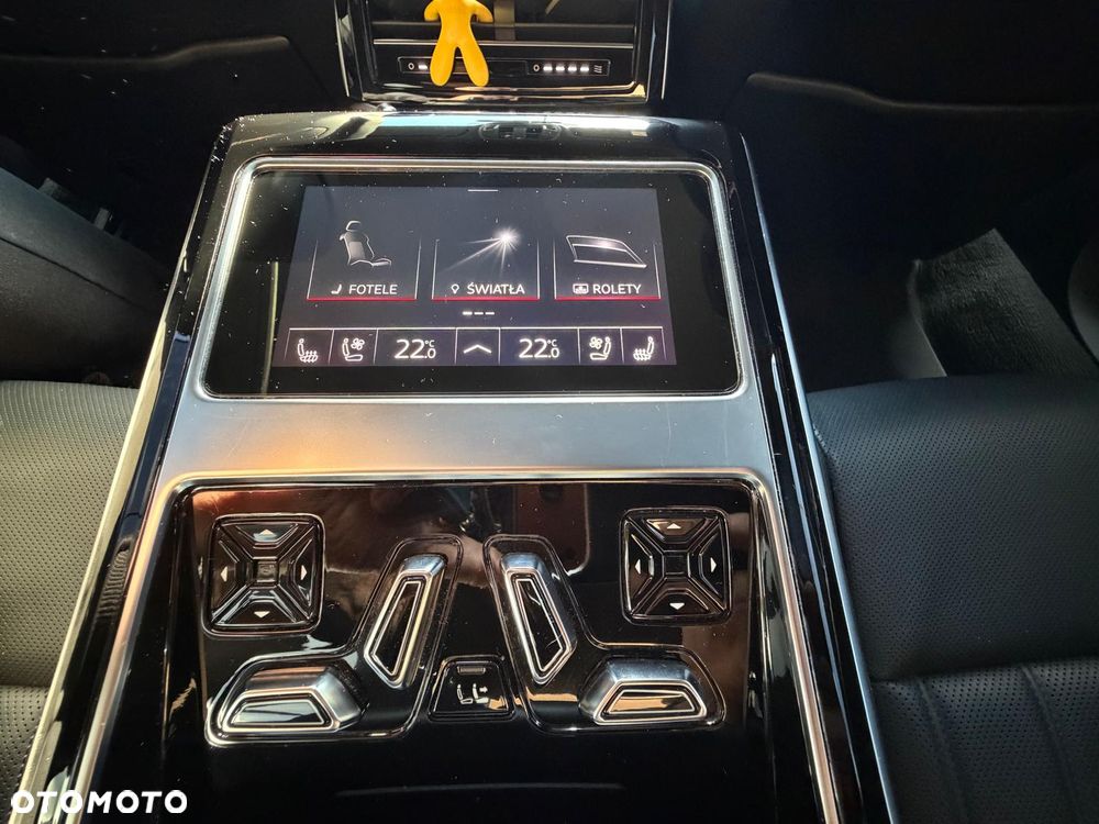 Audi A8 - 21