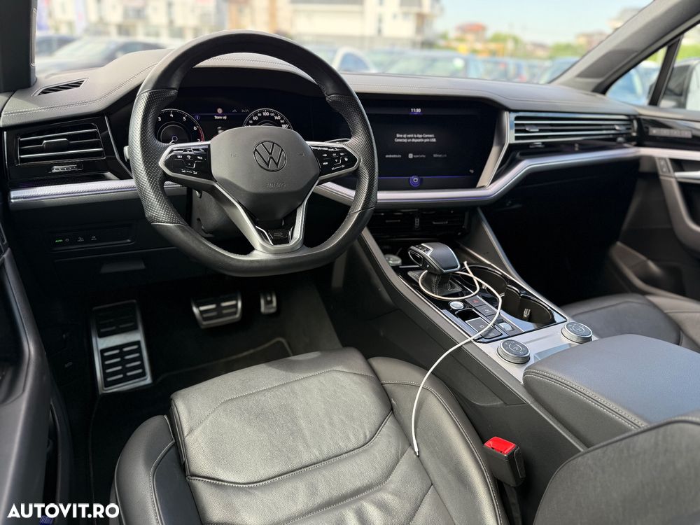 Volkswagen Touareg V6 TSI R-Style - 5