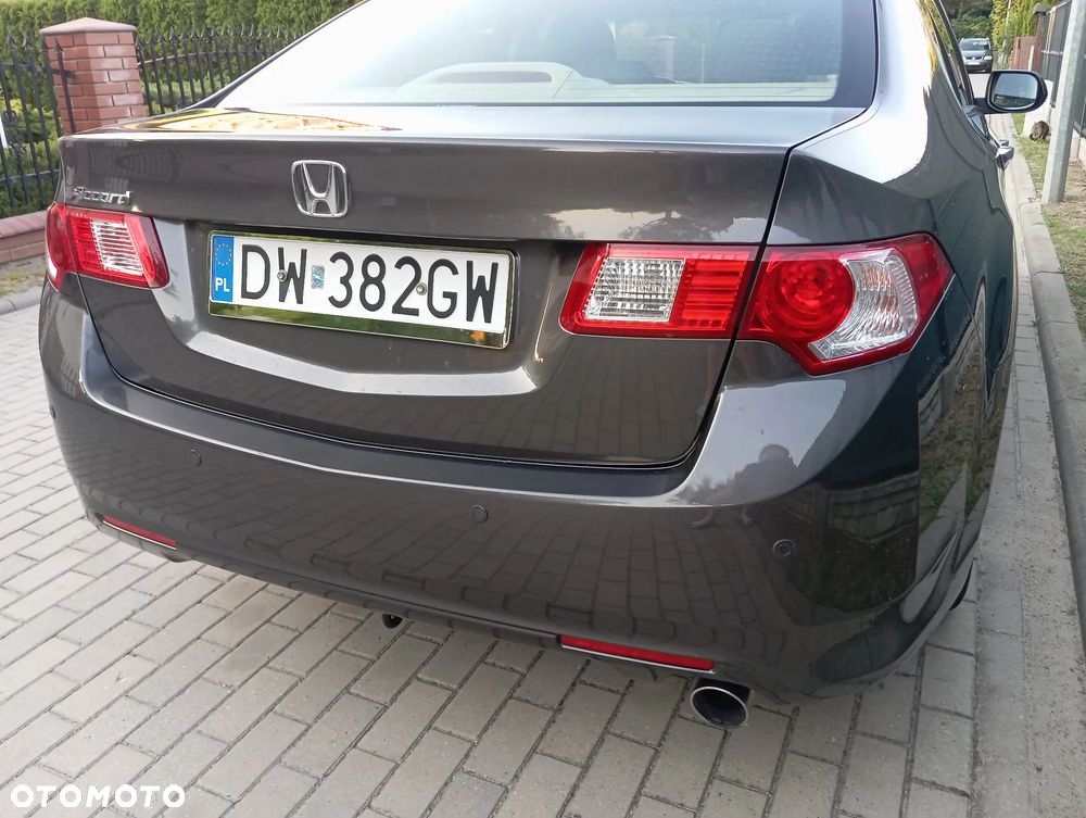 Honda Accord 2.0 Executive - 16