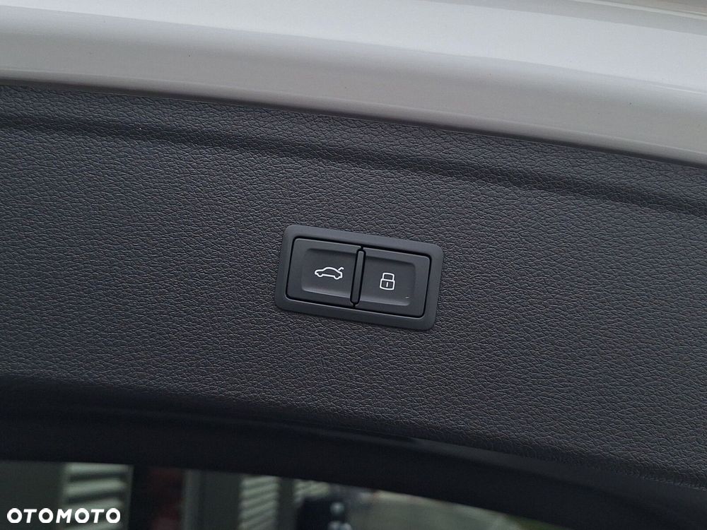 Audi Q5 55 TFSI e Quattro S Line S tronic - 31