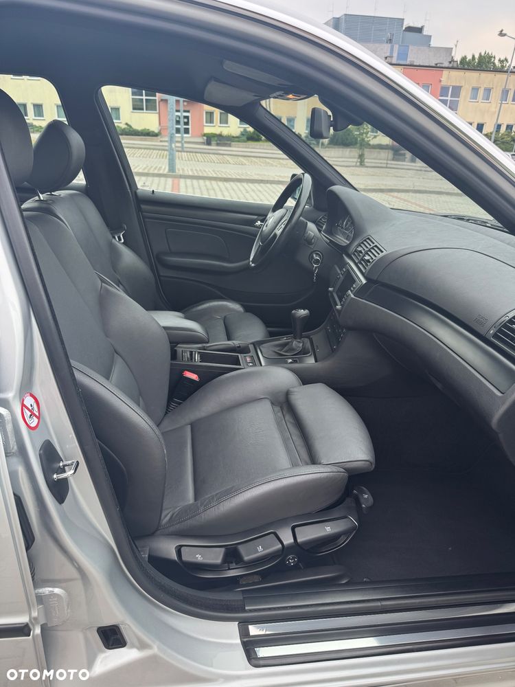 BMW Seria 3 320i - 18
