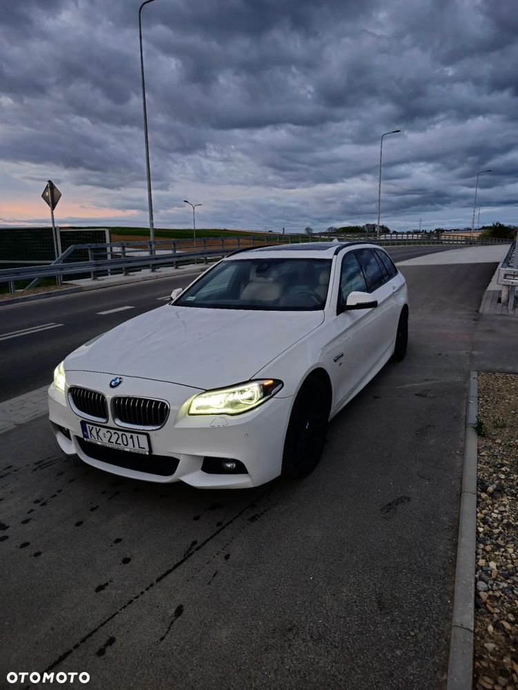 BMW Seria 5 530d xDrive - 9
