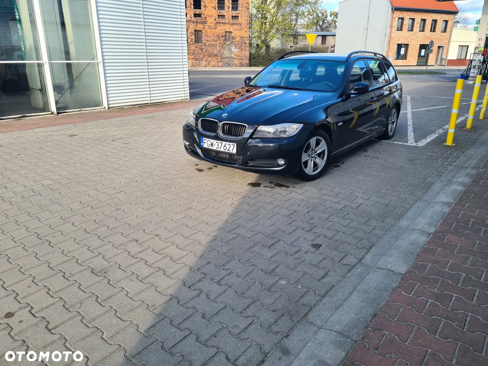 BMW Seria 3 318d - 2