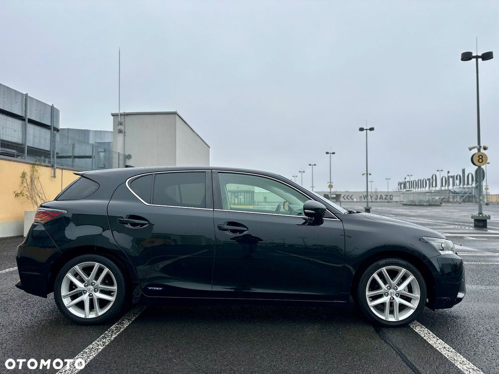 Lexus CT 200h Elite - 4