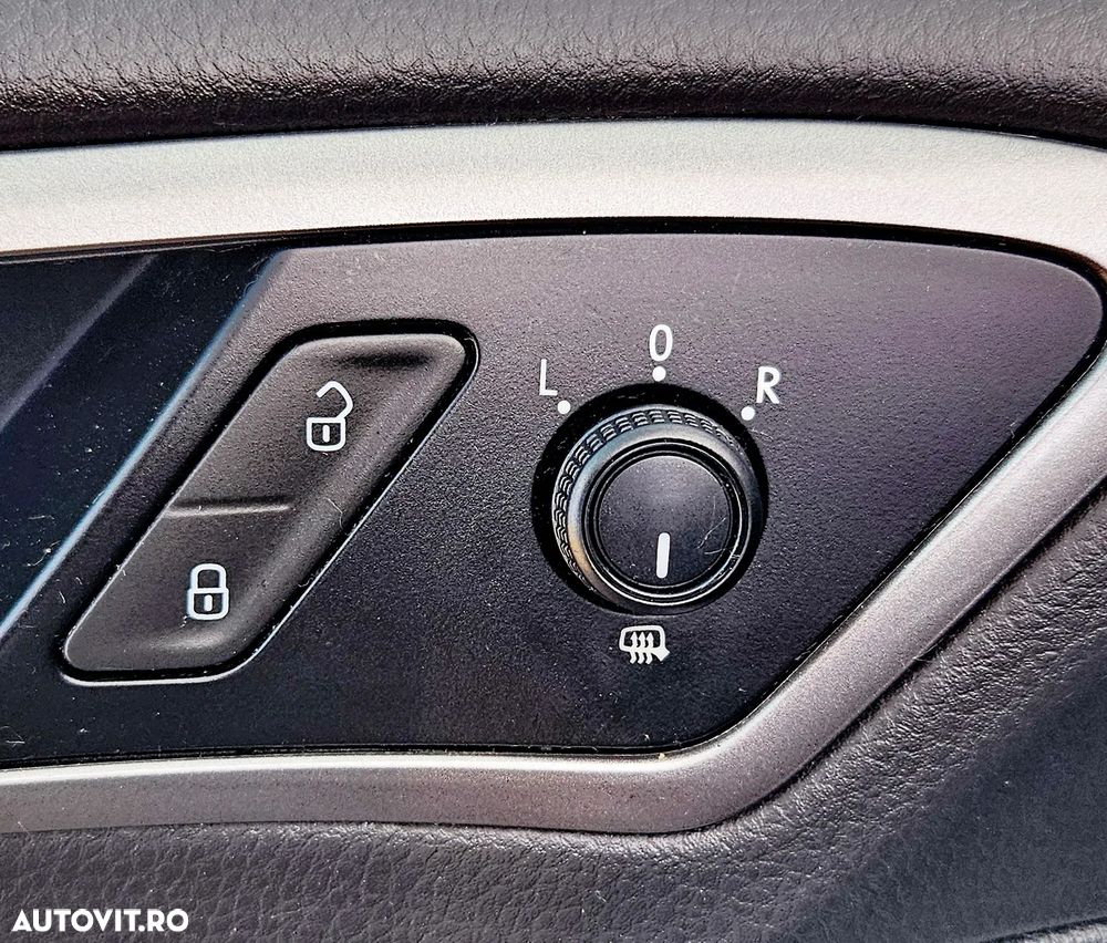 Volkswagen Golf - 11