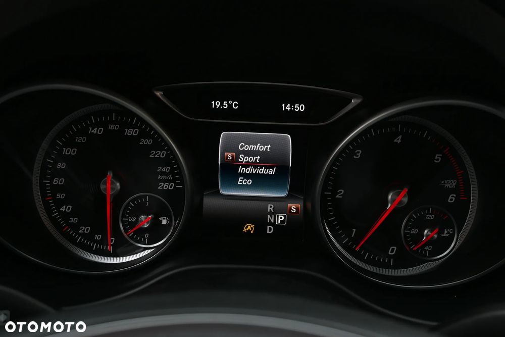Mercedes-Benz CLA 220 (CDI) d 7G-DCT AMG Line - 40