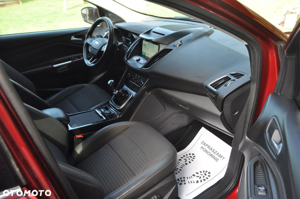 Ford Kuga 2.0 TDCi 4x4 Titanium - 22