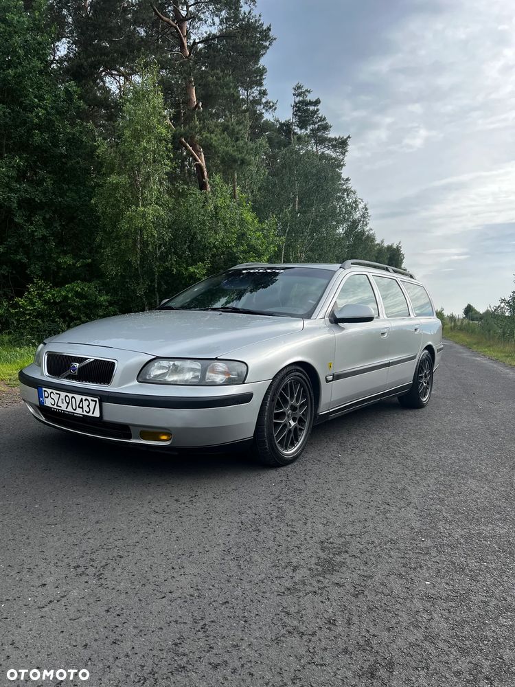 Volvo V70 2.5TDI - 1