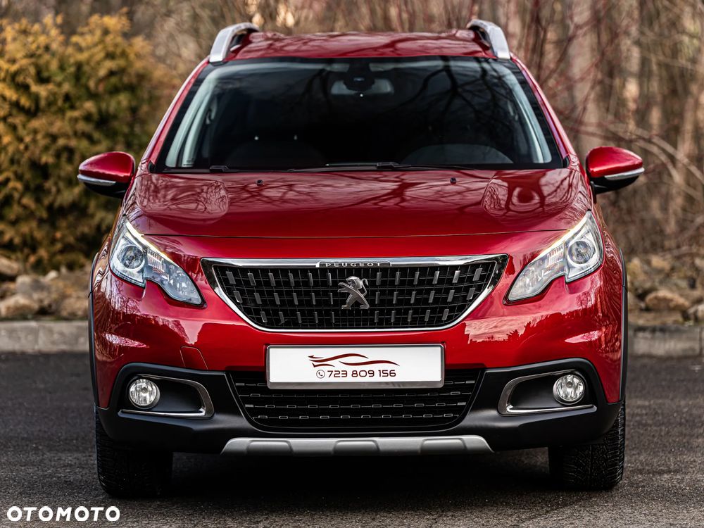 Peugeot 2008 1.2 Pure Tech Allure S&S - 21