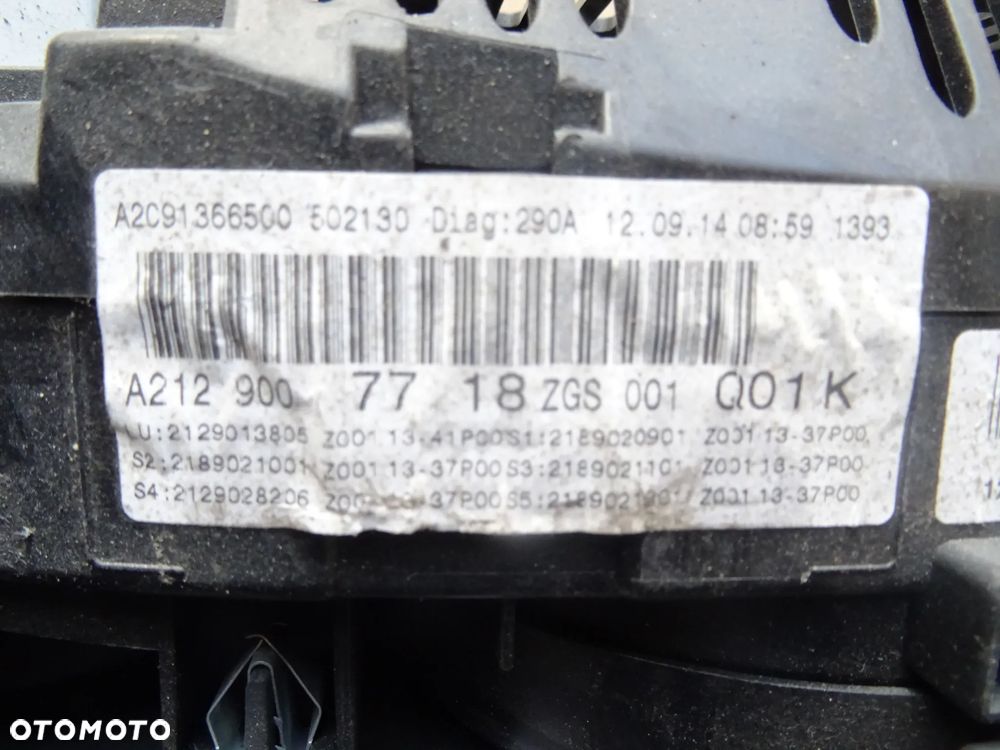 Zegar Licznik Mercedes W212 A2129007718 - 2