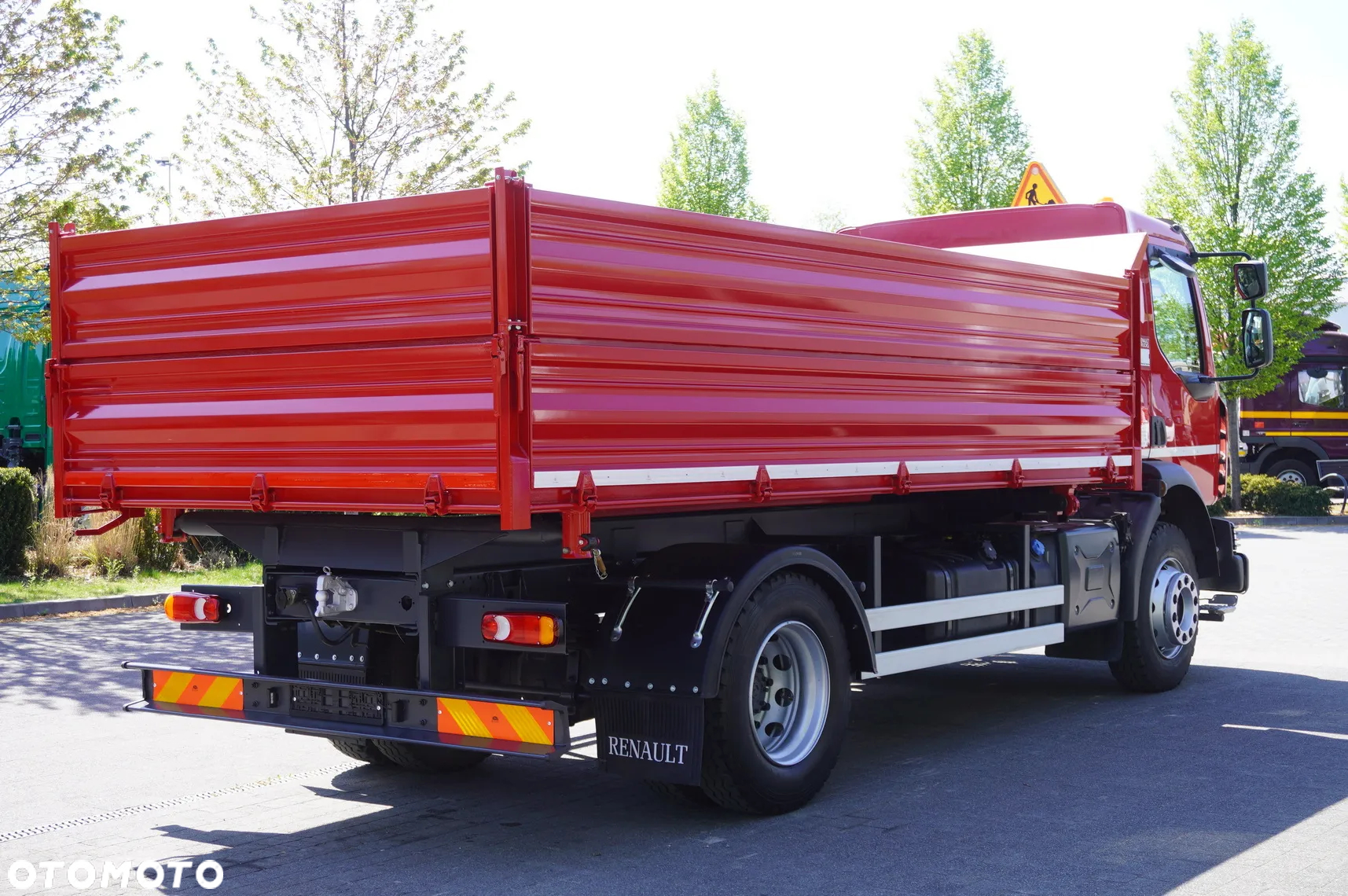 Renault D14 / 18,000 km!!! / Wywrotka 3-stronna - 11