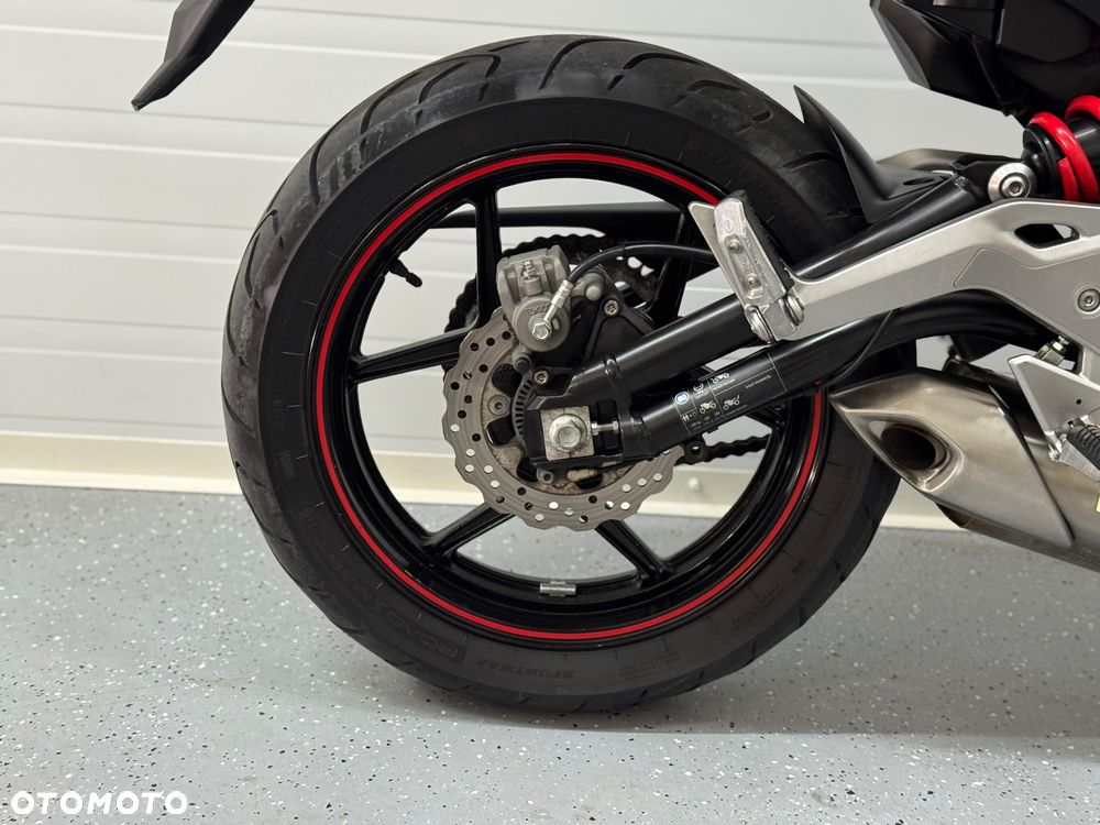 Kawasaki ER - 6