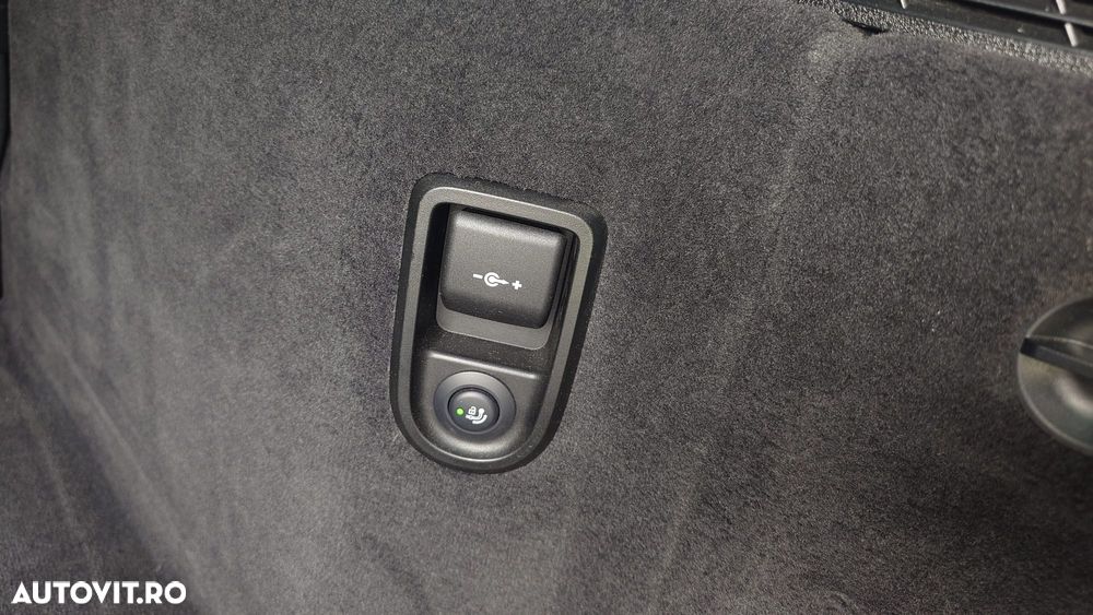 BMW Seria 5 520d AT MHEV - 4