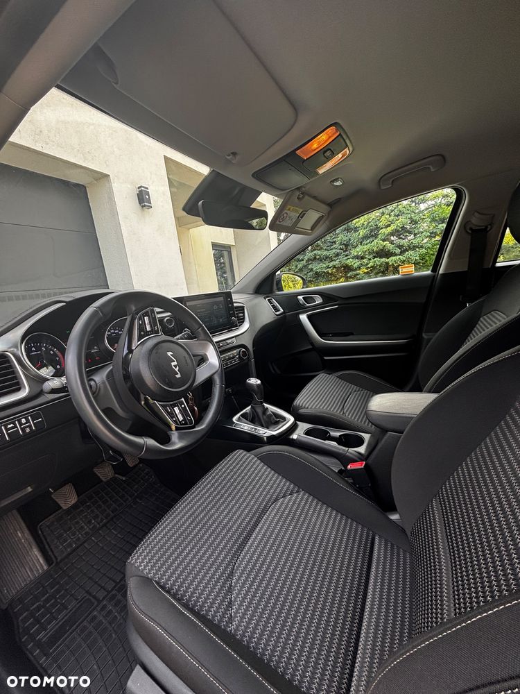 Kia XCeed 1.5 T-GDI M - 11