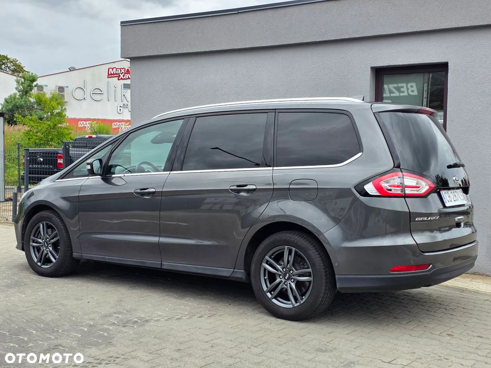 Ford Galaxy - 4