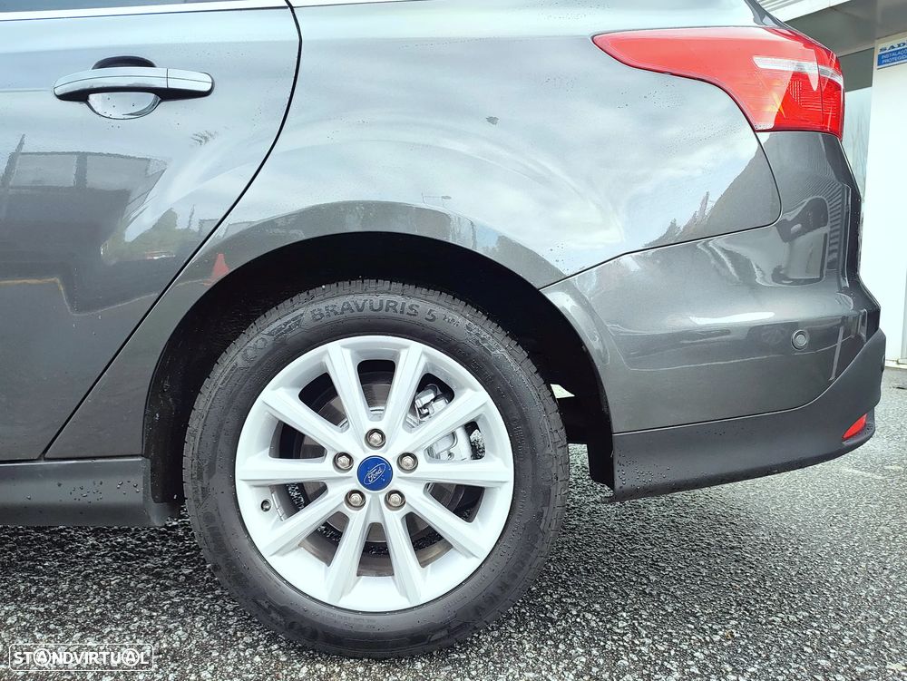 Ford Focus SW 1.0 EcoBoost Titanium - 28