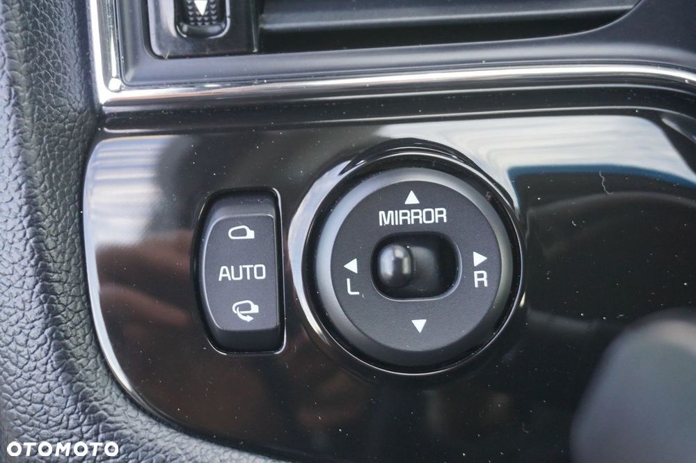 Kia Ceed 1.6 GDI Dream Team Edition - 14