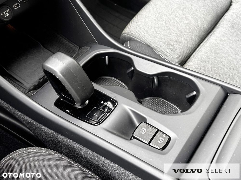 Volvo XC 40 - 28