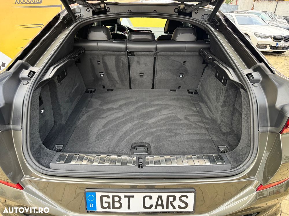 BMW X6 xDrive40i - 17