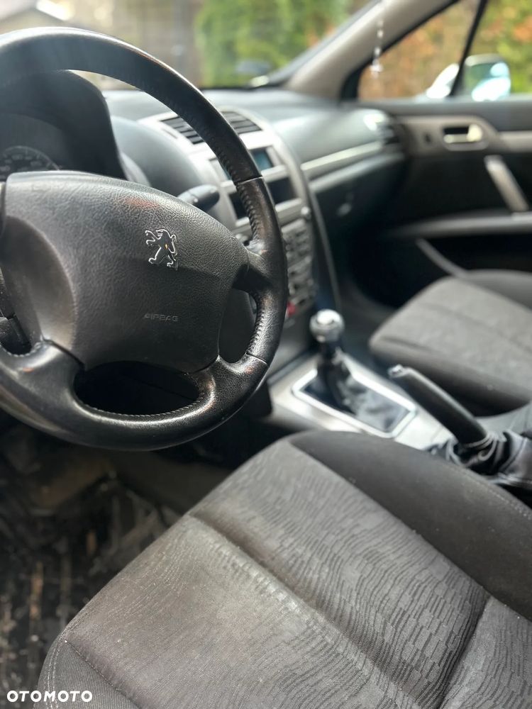 Peugeot 407 - 9