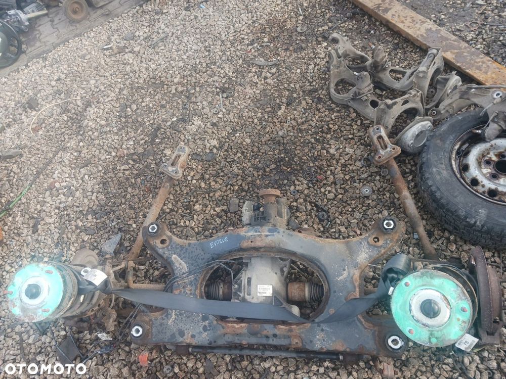 zawieszenie kompletne tył land rover evoque 2.0 td4 2012 rok