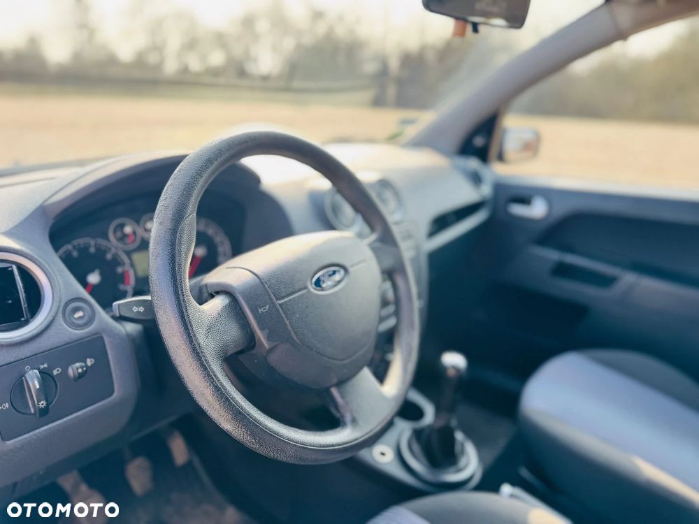 Ford Fusion 1.25 Style - 10