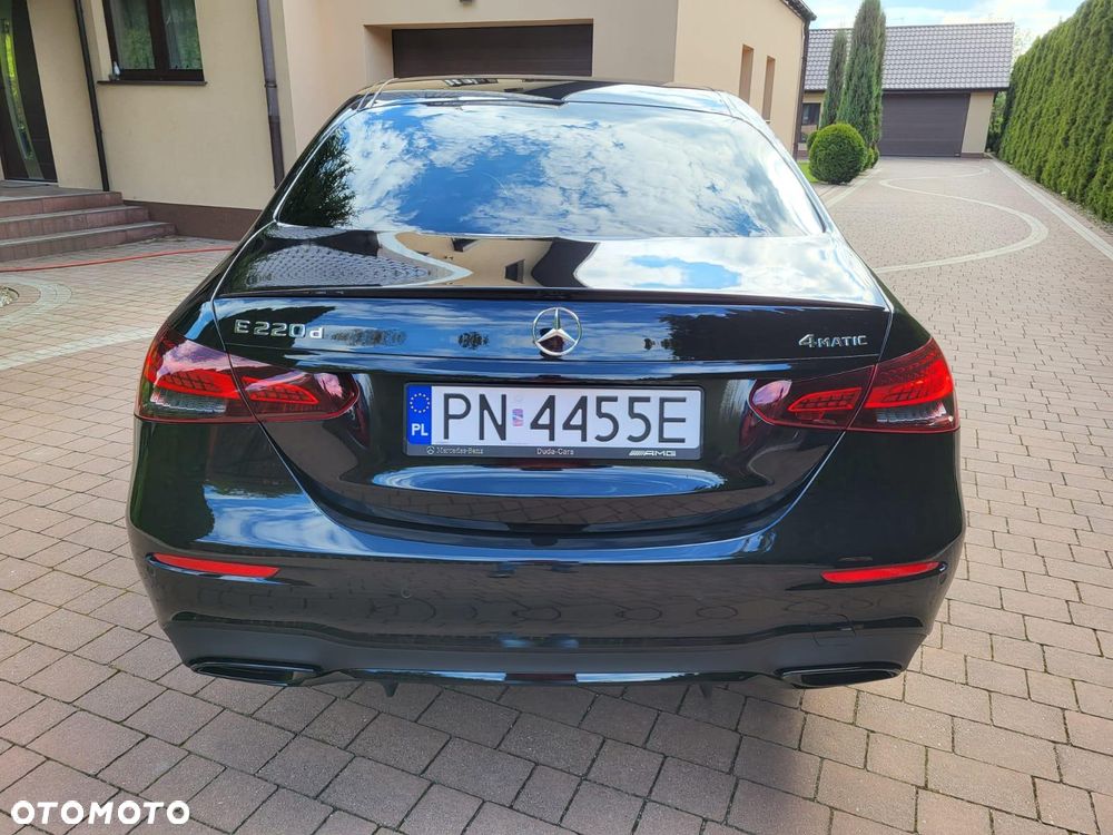 Mercedes-Benz Klasa E 220 d 4-Matic - 4