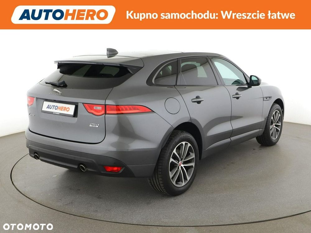 Jaguar F-Pace 25d AWD R-Sport - 8