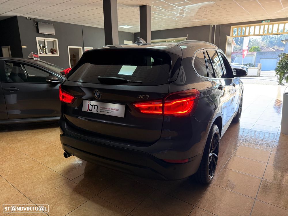 BMW X1 16 d sDrive Line Sport - 12