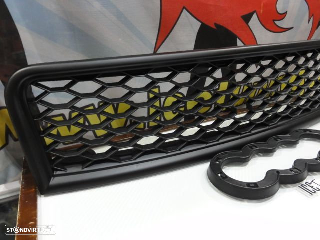 Grelha frontal em plástico Audi A4 8e, B6 01-04 RS4 LOOK em preto mate - 5