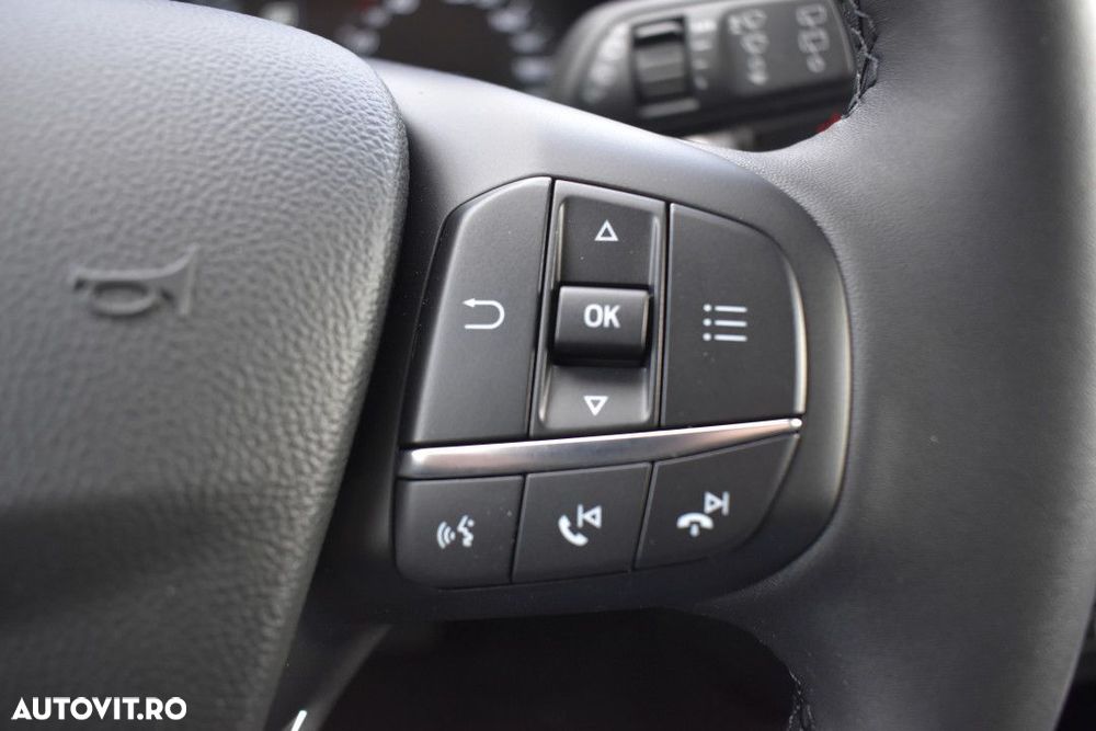 Ford Focus - 22